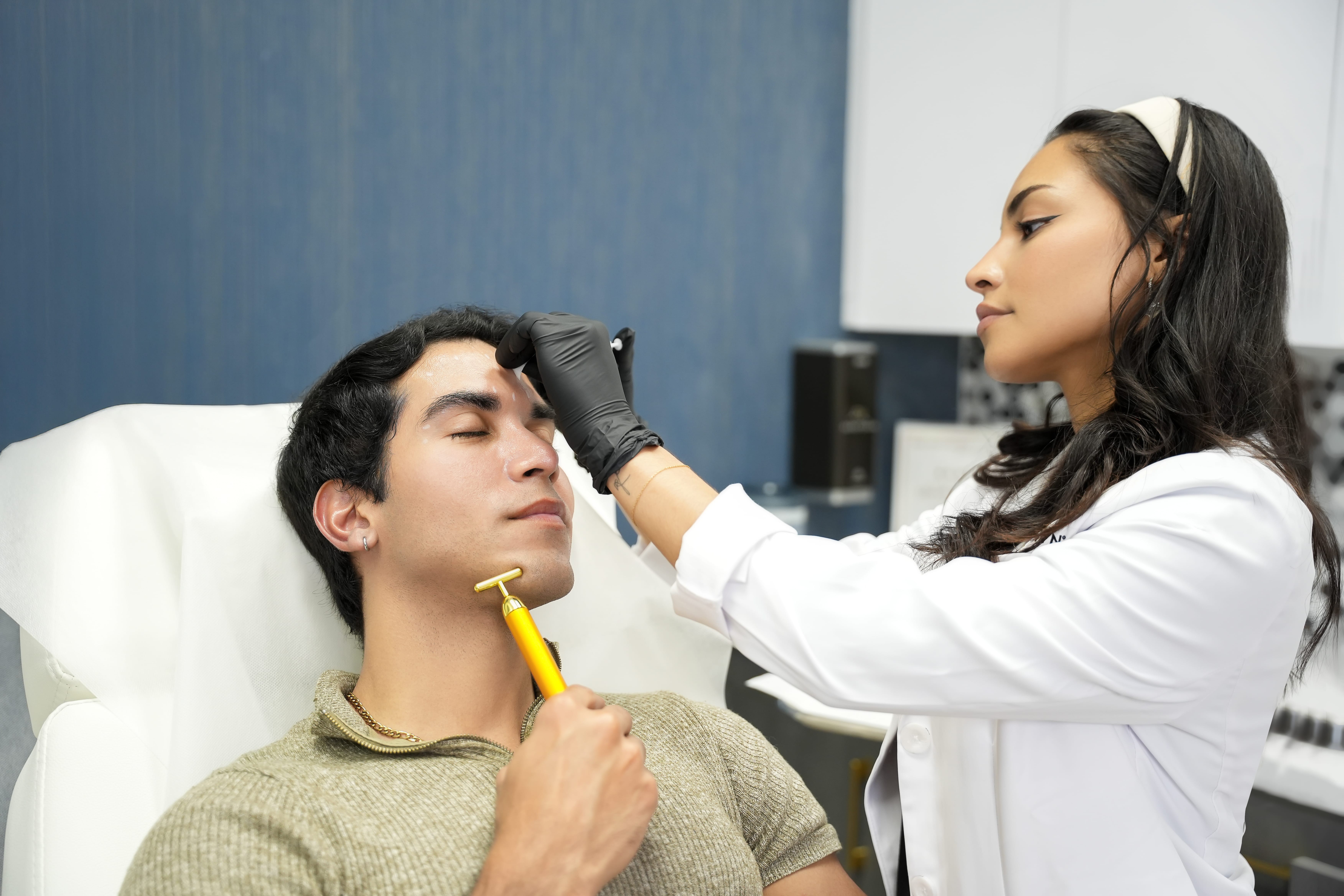 patient receiving BOTOX treatment in Fort Worth, TX